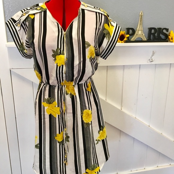 Paris Striped Summer Dress Yellow Roses Size M 8 - Picture 1 of 6